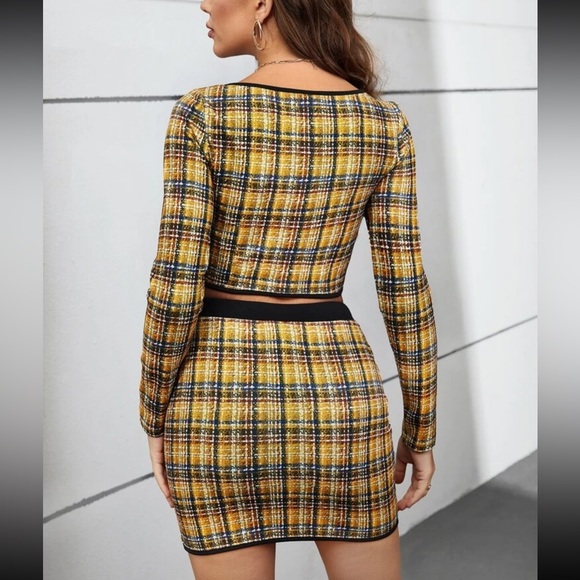 Perfect for fall - Picture 3 of 3